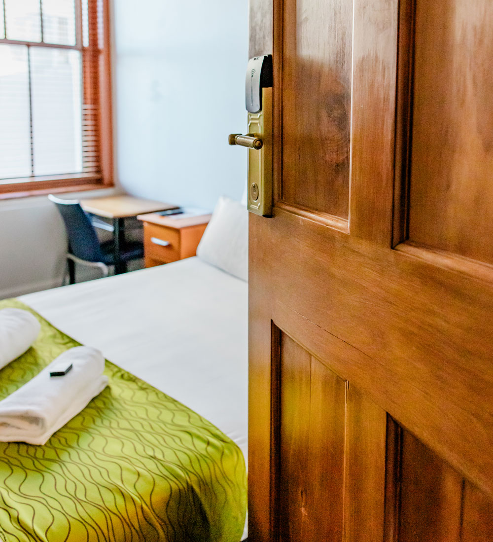 cambridge-hotel-carousel